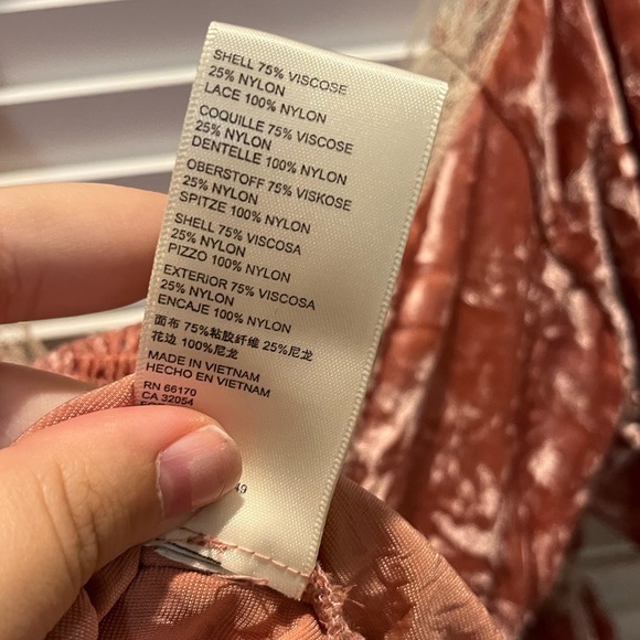 Free people NWT velvet crop top - Picture 2 of 7